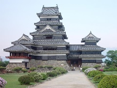 国宝 松本城：東京・中部エリア | おでかけガイド：JRおでかけネット