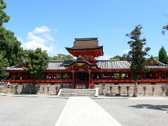 日本の神社 019号 石清水八幡宮 石清水八幡宮の見どころは？ 国宝の社殿、ハト、お祭りなど